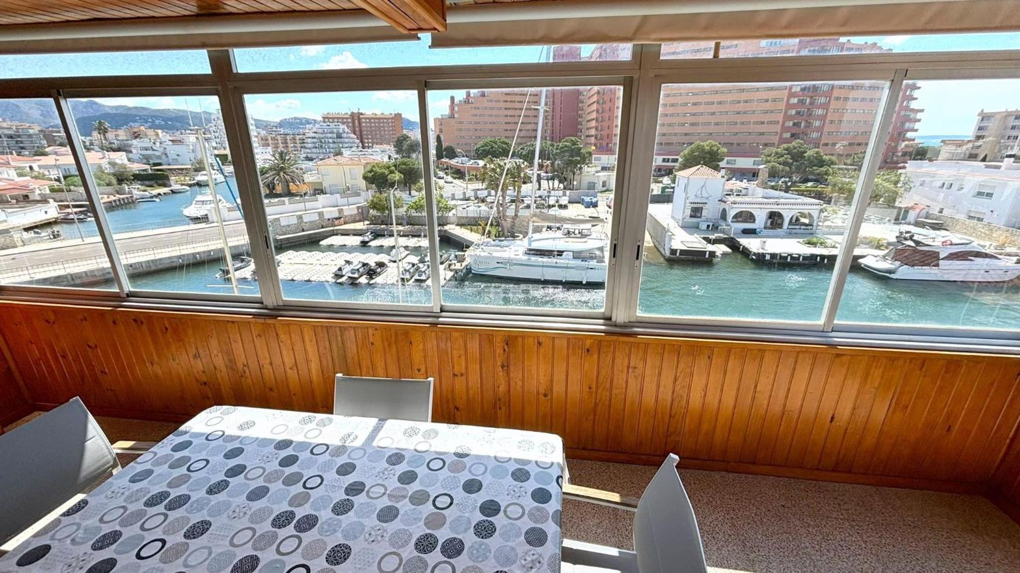 Cap Llarg Apartment Roses Exterior photo